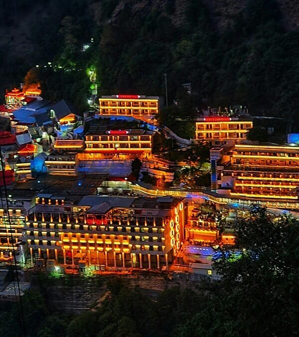 Kashmir Tour Package With Vaishno Devi